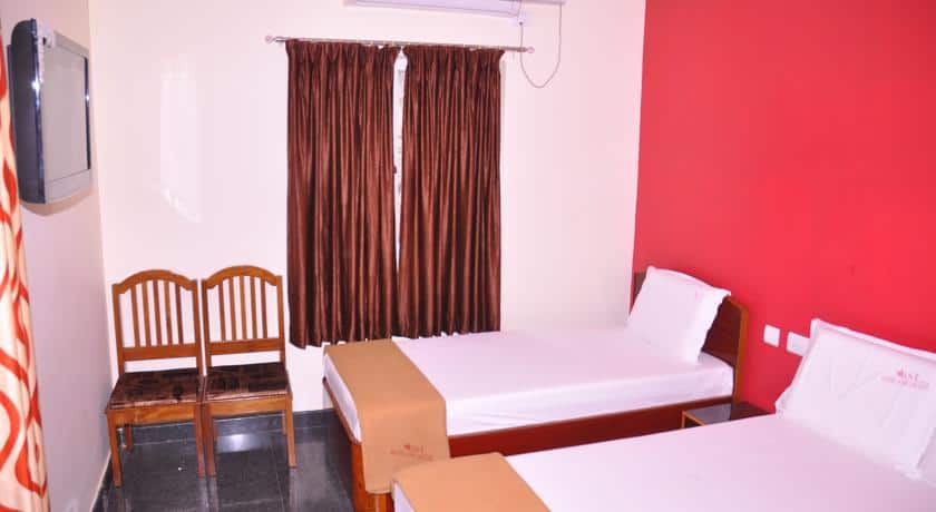 Hotel KSR Grand, Srikalahasti 5